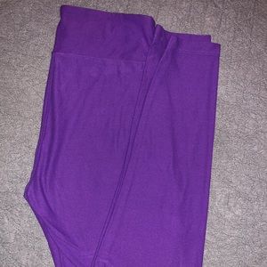 LulaRoe solid print leggings